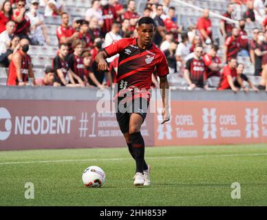 Curitiba, Brasile. 23rd Jan 2022. Reinal durante l'Atletico e Paraná Clube. Partita valida per il round 1st del Campeonato Paranaense 2022. Stadio Joaquim Américo Guimarães. Curitiba, PR. Credit: Carlos Pereyra/FotoArena/Alamy Live News Foto Stock