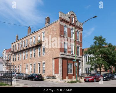 Edifici residenziali nel quartiere di Pilsen Foto Stock