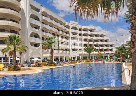 Piscina, Vile Gale Cerro Alagoa Hotel, Albufeira, Regione dell'Algarve, Portogallo Foto Stock