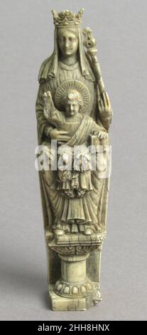 Vergine e Bambino 19th secolo europeo (stile medievale). Vergine e Bambino 466601 Foto Stock