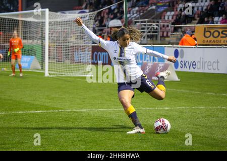 Londra, Regno Unito. 23rd Jan 2022. Londra, Inghilterra, 23rd novembre 2 Gabrielle George (6 Everton) in azione durante la partita della fa Womens Super League tra West Ham Utd ed Everton al Chigwell Construction Stadium di Londra, Inghilterra Credit: SPP Sport Press Photo. /Alamy Live News Foto Stock
