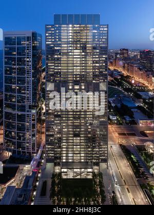 Blue Cross Blue Shield Tower, progettato da Lohan Associates e Goettsch Partners Foto Stock