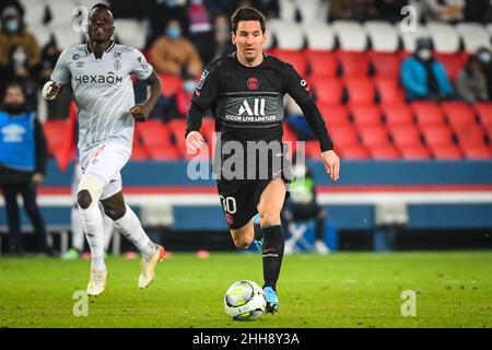 Parigi, Francia, Francia. 23rd Jan 2022. Lionel (Leo) MESSI di PSG durante la partita Ligue 1 tra Paris Saint-Germain (PSG) e Stade de Reims allo stadio Parc des Princes il 23 gennaio 2022 a Parigi, Francia. (Credit Image: © Matthieu Mirville/ZUMA Press Wire) Credit: ZUMA Press, Inc./Alamy Live News Foto Stock