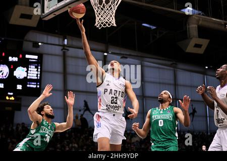 Juhann BEGARIN (23) di Paris Basketball durante il campionato francese, Betclic Elite Basketball match tra Paris Basketball e Nanterre 92 il 23 gennaio 2022 a Halle Georges Carpentier a Parigi, Francia - Foto Ann-Dee Lamour / CDP MEDIA / DPPI Foto Stock