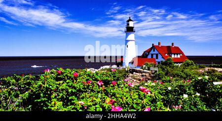 Faro di Portland Head in estate Foto Stock