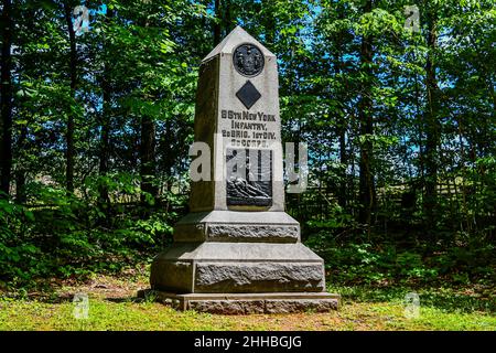 Foto del Monumento alla fanteria di New York del 86th vicino a Devils Den, Gettysburg National Military Park, Pennsylvania USA Foto Stock