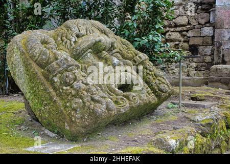 La maschera un'importante scultura nel parco dei mostri di Bomarzo Foto Stock