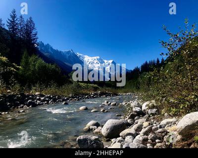 Ruscello alpino in Francia Mont Blanc Foto Stock