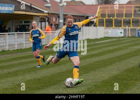 Canvey Island, Regno Unito. 23rd Jan 2022. Canvey Island, Inghilterra, 23rd gennaio 2022 Ellie Finneran (3 hashtag United) controlla la palla nella fa Women's National League se Division 1 a Park Lane, Canvey Island, Inghilterra Danielle Ward/SPP Credit: SPP Sport Press Photo. /Alamy Live News Foto Stock