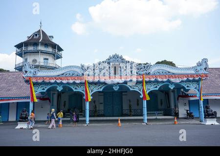 Solo - agosto 2023: Keraton Surakarta Hadingrat è il Palazzo ufficiale del Surakarta Hadingrat Sunanate che si trova nella città di Surakarta Foto Stock