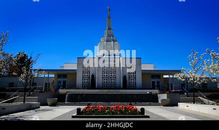 Idaho Falls LDS Mormon ultimo giorno Tempio di San con Blu Religione del cielo culto religioso Foto Stock