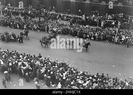 Vittoria di Londra marzo. Marshall Foch nella processione. Foto Stock