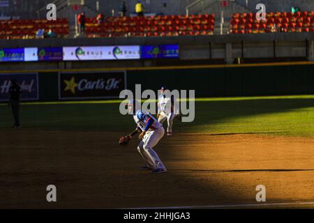 MAZATLAN, MESSICO - FEBBRAIO 05: Ronald Guzman primo barman di Las Águilas Cibaeñas, durante una partita tra Repubblica Dominicana e Panama come parte della Serie del Caribe 2021 al Teodoro Mariscal Stadium il 5 febbraio 2021 a Mazatlan, Messico. (Foto di Luis Gutierrez/ Norte foto) Foto Stock