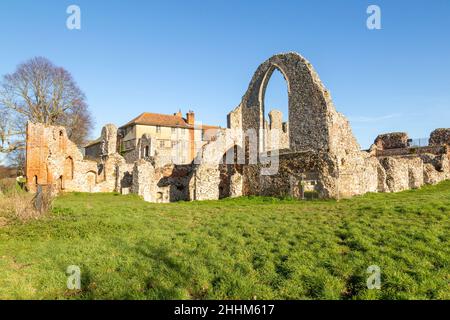 Le rovine di Leiston Abbey, Suffolk, Inghilterra, Regno Unito ricostruite in questo luogo 1363 soppresse 1537 Foto Stock