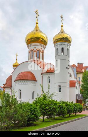 Chiesa ortodossa dell'Ascensione del Signore nella città di Guryevsk, regione di Kaliningrad Foto Stock