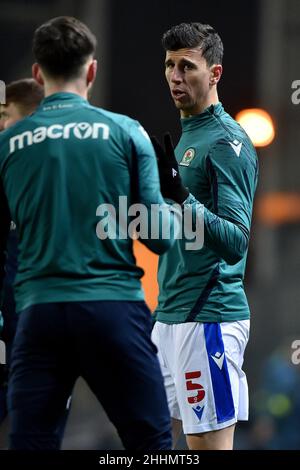 BLACKBURN, REGNO UNITO. JAN 24th Daniel Ayala di Blackburn Rovers prima della partita del Campionato Sky Bet tra Blackburn Rovers e Middlesbrough a Ewood Park, Blackburn lunedì 24th gennaio 2022. (Credit: Eddie Garvey | MI News) Credit: MI News & Sport /Alamy Live News Foto Stock