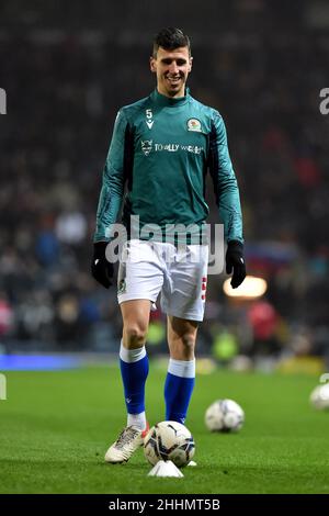 BLACKBURN, REGNO UNITO. JAN 24th Daniel Ayala di Blackburn Rovers prima della partita del Campionato Sky Bet tra Blackburn Rovers e Middlesbrough a Ewood Park, Blackburn lunedì 24th gennaio 2022. (Credit: Eddie Garvey | MI News) Credit: MI News & Sport /Alamy Live News Foto Stock