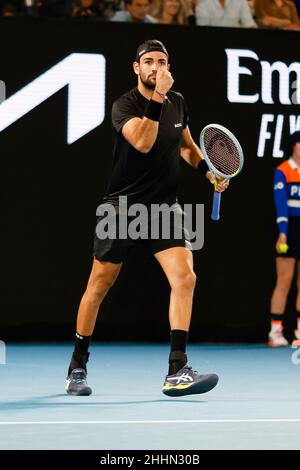 Melbourne, Australia, 25th Jan, 2022.Matteo Berrettini è in azione durante il 2022 Australian Open Tennis Grand Slam nel Melbourne Park. Photo credit: Frank Molter/Alamy Live news Foto Stock