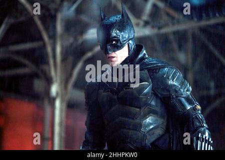 The Batman è un film di supereroi americano di prossima uscita basato sul personaggio della DC Comics Batman. Prodotto da DC Films, 6th & Idaho, e Dylan Clark Productions, e destinato alla distribuzione da Warner Bros. Pictures. Questa fotografia è solo ad uso editoriale ed è copyright della compagnia cinematografica e/o del fotografo assegnato dalla società cinematografica o di produzione e può essere riprodotta solo da pubblicazioni in concomitanza con la promozione del suddetto Film. Foto Stock