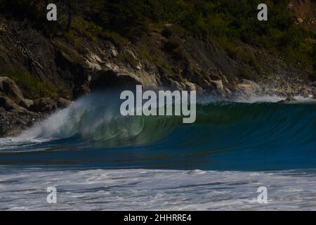 Crashing Waves, Ingonish Beach, Cape Breton Island Foto Stock