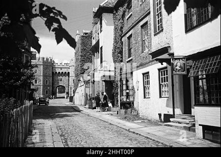 Church Street a Windsor, Berkshire. 3rd luglio 1944. Foto Stock