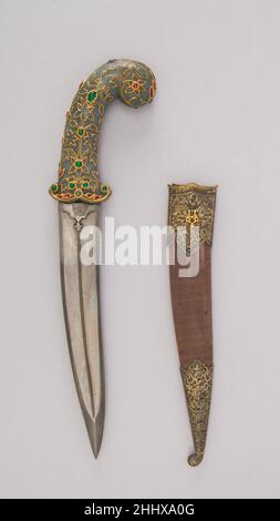 Pugnale (Khanjar) con guaina 18th–19th hilt secolo, indiano, Mughal; guaina, indiano, Kutch. Pugnale (Khanjar) con guaina 31825 Foto Stock