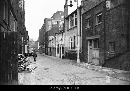 Vista lungo Shepherd Street a Mayfair, nel centro di Londra.Circa 1948. Foto Stock