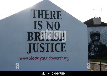 Free Derry Wall a Derry in preaprazione per il 50th anniversario della Domenica Bloody il 30th gennaio. Foto Stock