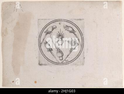 I sei di pappagalli, dalla serie di carte da gioco rotonde ca. 1500 Master PW di Colonia questo lavoro fa parte del Round Card Game, una serie composta da settantadue fogli incisi (settanta carte da gioco, con un titolo e una pagina di intestazione posteriore). Creduto essere il primo set di carte da gioco rotonde dell'Europa occidentale (una tradizione popolare in India), il mazzo di Master PW è unico in quanto ha cinque abiti (rose, colombini, garofani, pappagalli e lepri) piuttosto che i quattro consueti. Nessuna impressione di questi fogli è stata posata sulla scheda, indicando che non sono mai stati usati. Master serie PW, datata dalla f Foto Stock