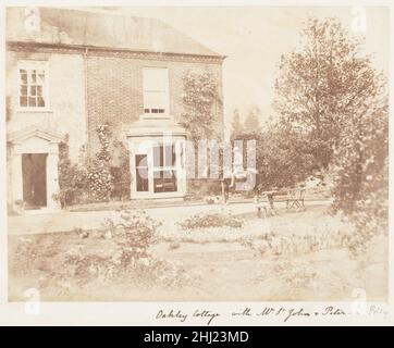 Oakley Cottage con il Sig. St. John e Peter e Polly 1853–56 John Dillwyn Llewelyn. Oakley Cottage con il Sig. St. John e Peter e Polly 283076 Foto Stock
