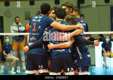 Monza, Italia. 26th Jan 2022. (Allianz Powervolley Milano) durante il Vero Volley Monza vs Allianz Milano, Volley Campionato Italiano Serie A Men Superleague a Monza, Italia, Gennaio 26 2022 Credit: Independent Photo Agency/Alamy Live News Foto Stock