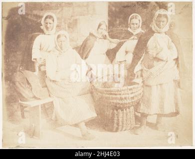 Fisher Lassies 1843–47 Hill e Adamson British, scozzese. Fisher Lassies 268442 Foto Stock