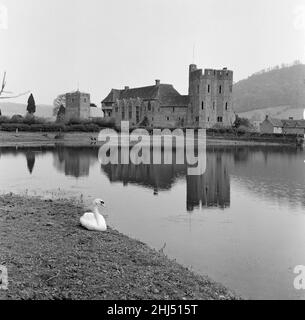 Castello di Stokesay a Stokesay, Shropshire. 21st aprile 1961. Foto Stock