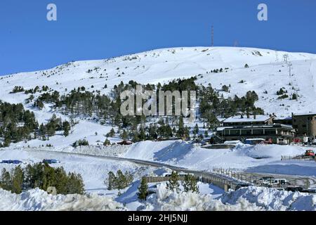 Grandvalira-Grau Roig stazione sciistica situato nei Pirenei di Andorra. Foto Stock