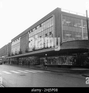 Vista esterna Bexley Heath Co-Op combinato supermercato e grandi magazzini. 23rd novembre 1961 Foto Stock