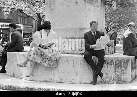 Tennessee Williams, a Londra, giovedì 14th maggio 1959. Foto Stock