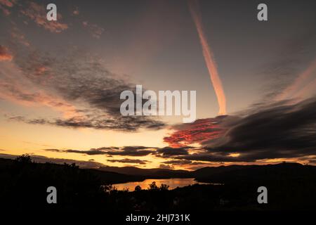 Guardando verso nord su Windermere da Biskey Howe al tramonto Foto Stock