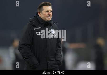 Duisburg, Germania. 26th Jan, 2022. Primo: 01/26/2022 Fuvuball: Calcio: 3rd Bundesliga, stagione 2021/2022 MSV Duisburg - 1.FC Magdeburg 0: 5 Coach: Christian Titz, FCM/dpa/Alamy Live News Foto Stock