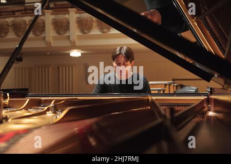 Il pianista Freddy Kempf, che ha tenuto una prova presso la sala concerti Cadogan Hall, Sloane Terrace, Londra, Regno Unito. 19 Nov 2007 Foto Stock