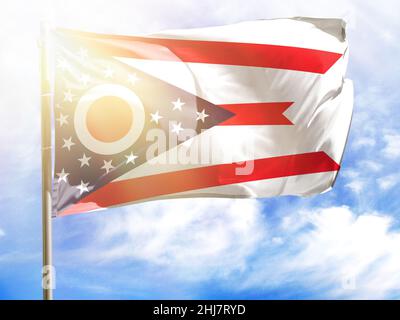 Flagpole con bandiera dello Stato dell'Ohio. Foto Stock