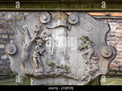 Rilievo in pietra che decorano gli ingressi alle case in via Mariacka a Gdańsk. Polonia Foto Stock