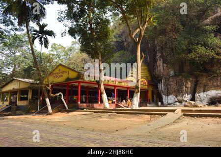 Gopeswar Devalaya , un luogo devozionale con misteriose storie di Lord Shiva e della dea Parvati. Conosciuto anche come Gupteswar o Dio nascosto Foto Stock