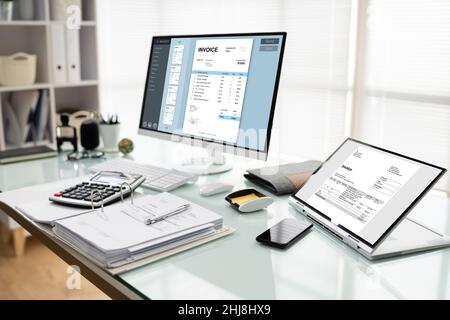 Software di fattura e dichiarazioni digitali online Foto Stock