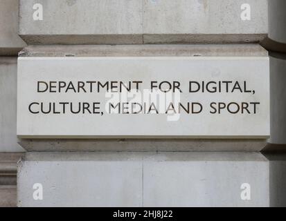 Londra, Regno Unito. 27 gennaio 2022. Firma del Dipartimento per il digitale, la cultura, i media e lo sport a Whitehall Foto Stock