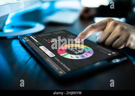 App Money Planning Budget Tracker su tablet Foto Stock