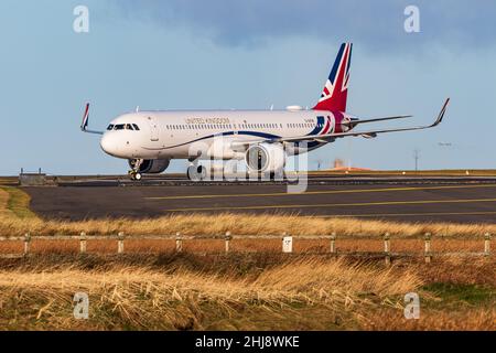 G-XATW, Airbus A321-251NX gestito da Titan Airways Foto Stock