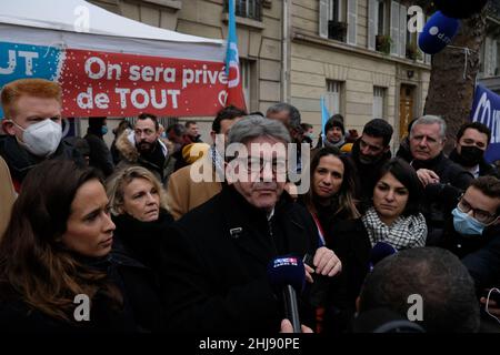 20000 persone hanno marciato tra la bastiglia e bercy a Parigi per questa demo interprofessionale . Era presente il candidato Jean luc Mélenchon Foto Stock