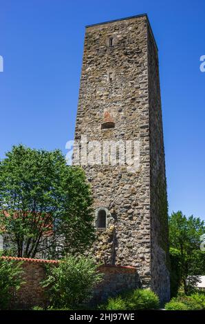 La torre Schellenberg (Schellenbergturm), una delle più antiche (13th secolo) torri medievali di Ravensburg, Baden-Württemberg, Germania. Foto Stock