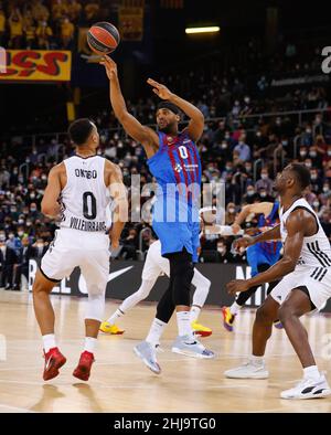 Barcellona, Spagna. 27th Jan 2022. 27th gennaio 2022; Palau Blaugrana; Barcellona, Spagna; Turkish Airlines Eurolega Basketball; Spagna, FC Barcelona Barcellona contro Asvel Lyon Villeurbanne; Brandon Davies (Bara) 900/Cordon Press Credit: CORDON PRESS/Alamy Live News Foto Stock