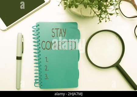 La presentazione di didascalie di testo rimane connessa. Parola per rimanere avere rapporto commerciale sociale professionale istruttore di scuola disegno puntino Foto Stock